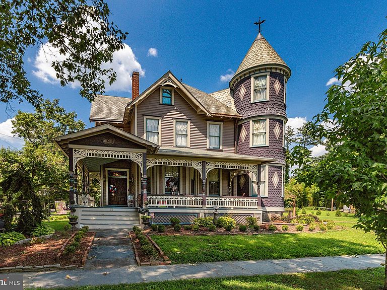 1874-queen-anne-in-wenonah-new-jersey-captivating-houses