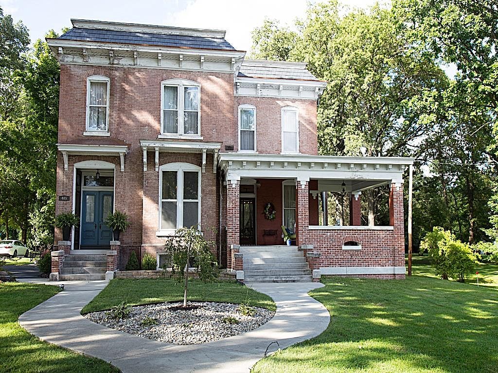 1875 Italianate For Sale In Hillsboro Illinois — Captivating Houses