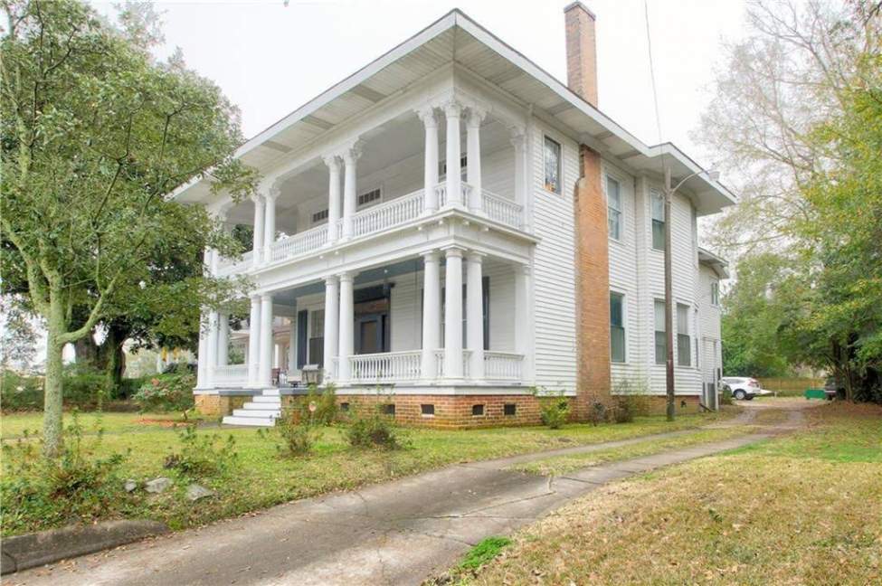 1907 Historic Home For Sale In Mobile Alabama — Captivating Houses