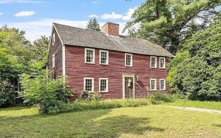 1680 Colonial For Sale In Salisbury Massachusetts — Captivating Houses