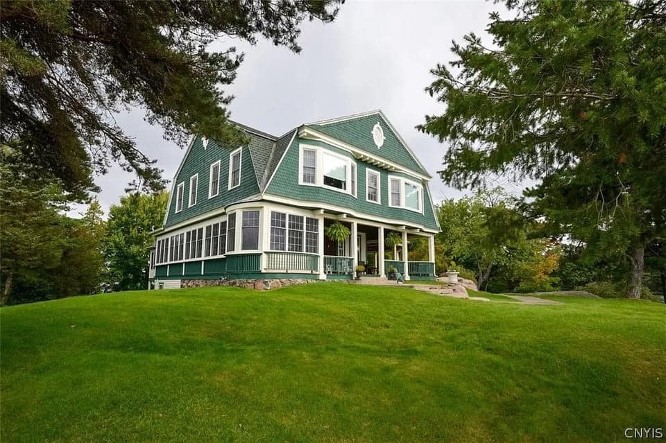 1902 Dutch Colonial For Sale In Alexandria Bay New York — Captivating 