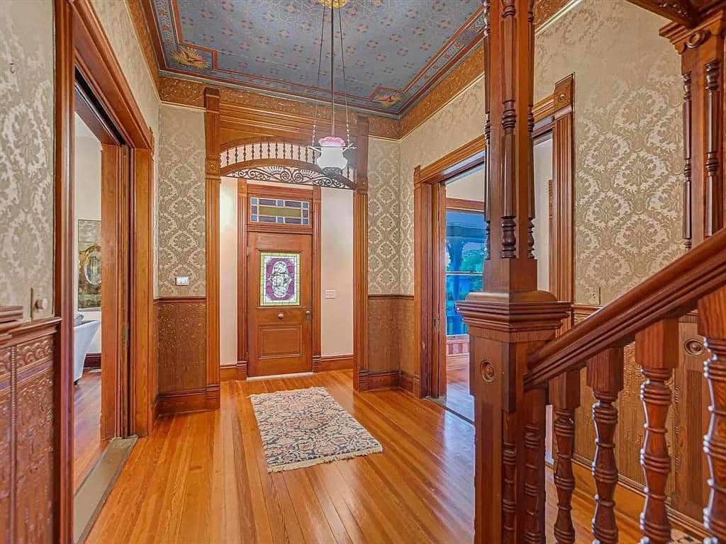 1892 Victorian For Sale In Bastrop Texas