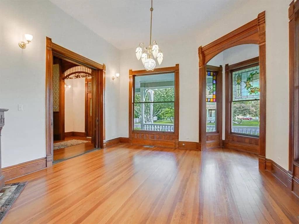 1892 Victorian For Sale In Bastrop Texas